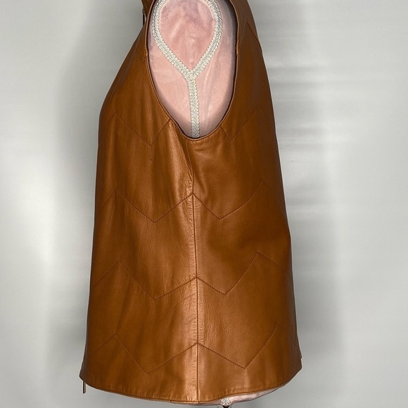 Women's Tan Leather Vest - Picture 8 of 16